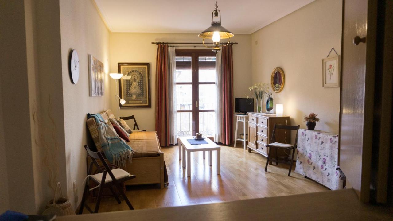 Bonita Vivienda En El Corazon De Zaragoza Apartment Exterior photo